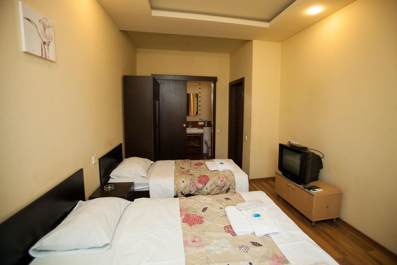 Hotel 4You Tbilisi Luaran gambar